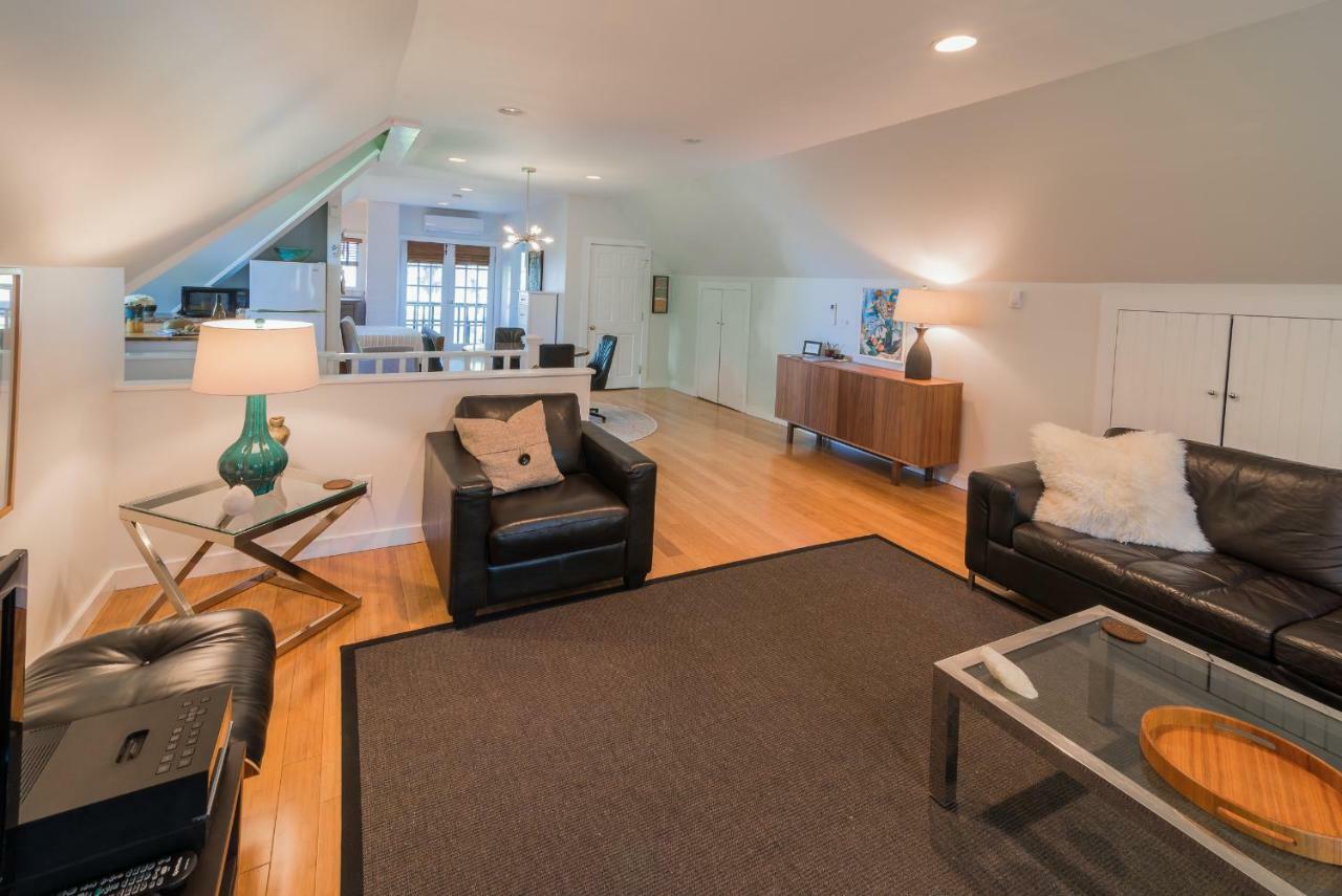The Carriage House Loft Kingston Exterior foto