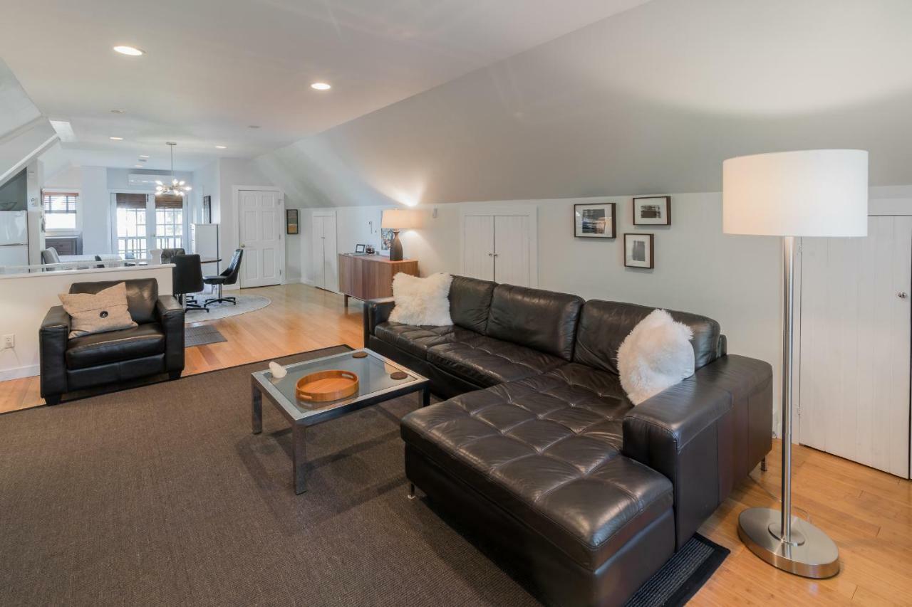 The Carriage House Loft Kingston Exterior foto