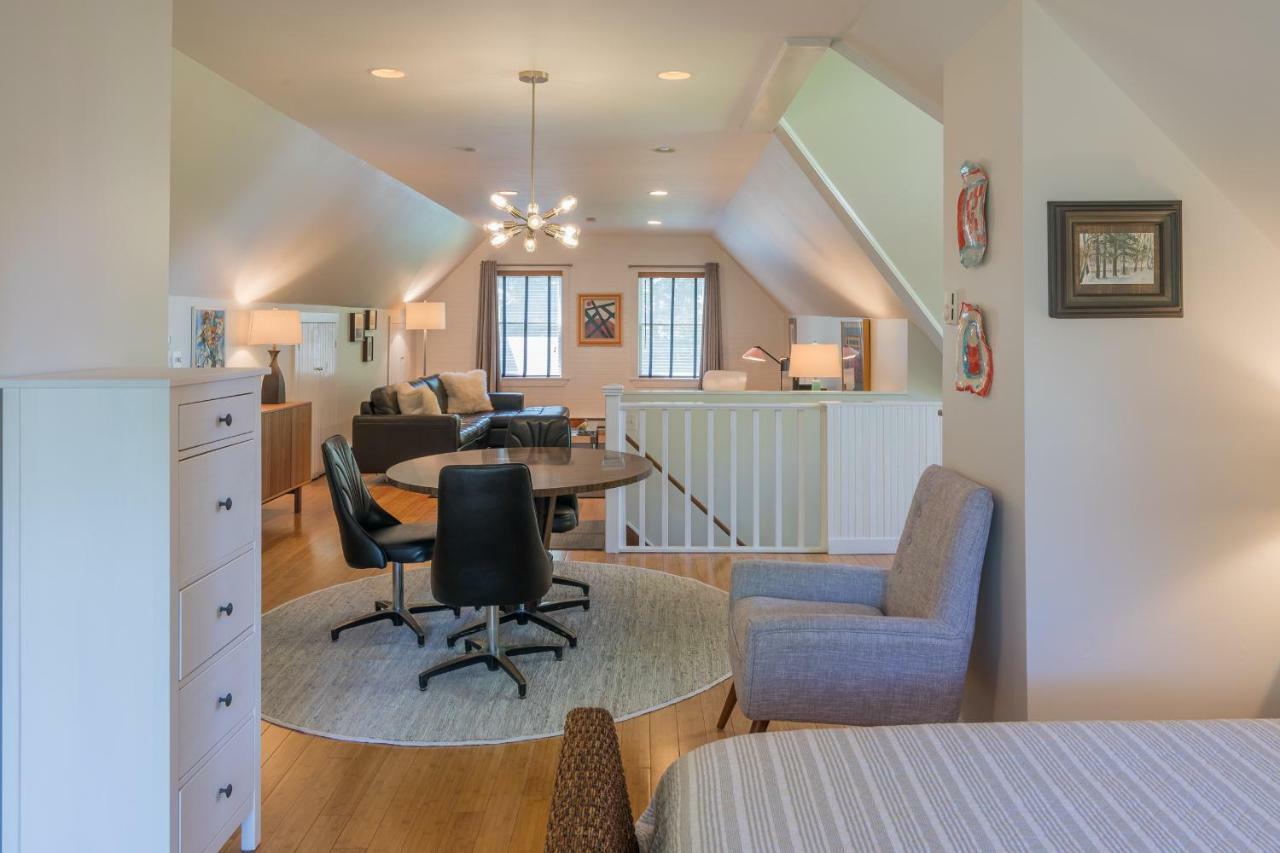 The Carriage House Loft Kingston Exterior foto